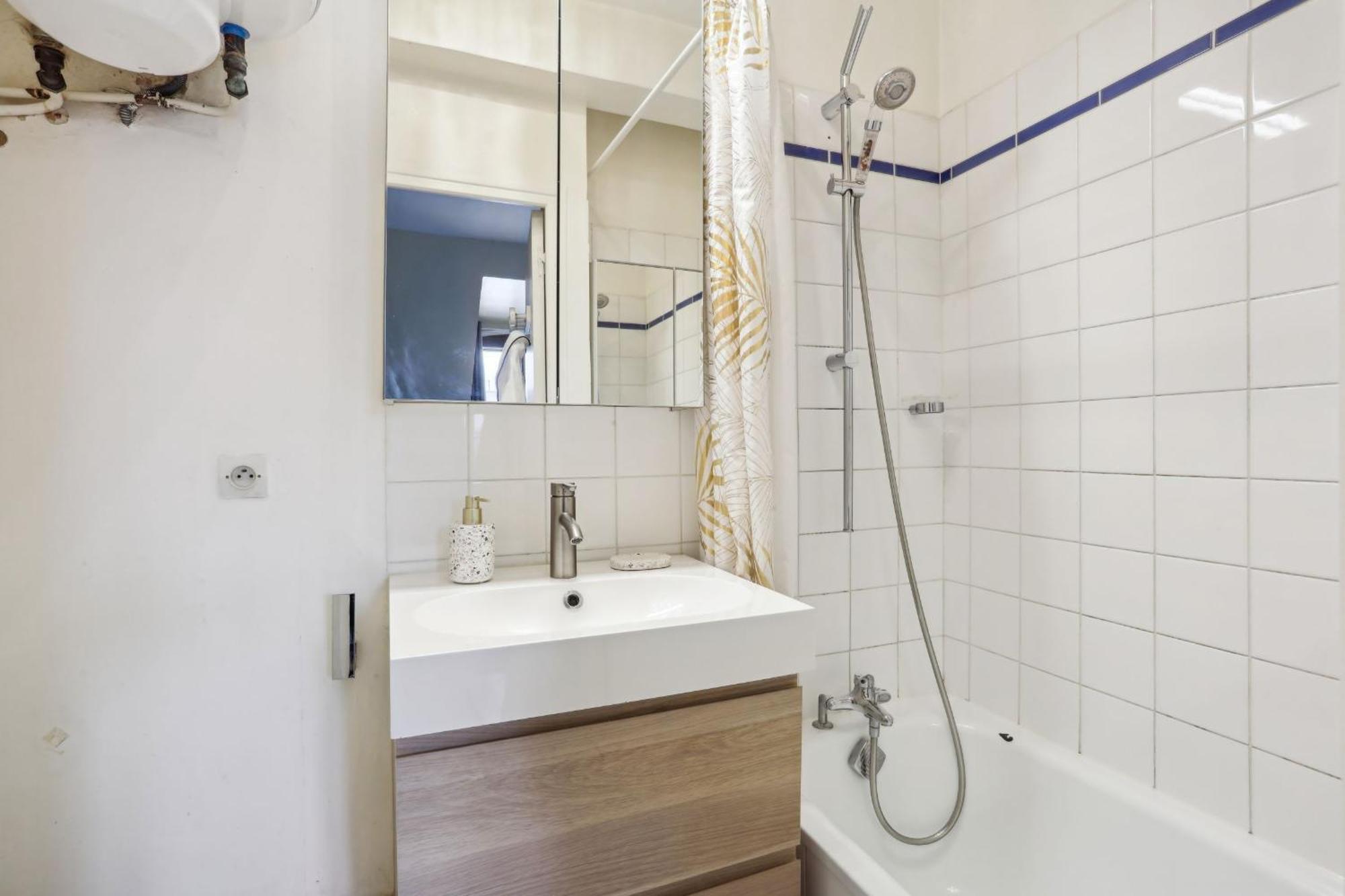 Eiffel Tower & Faubourg - 1Br - Cityapartmentstay パリ エクステリア 写真