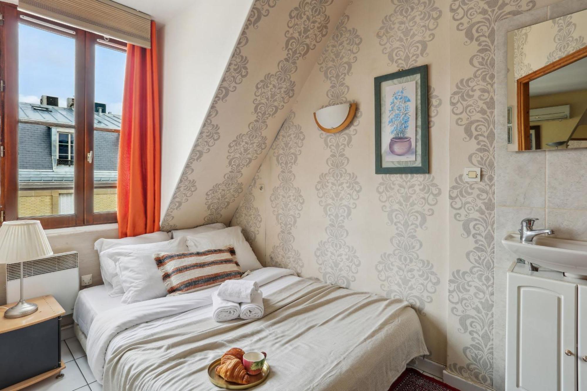 Eiffel Tower & Faubourg - 1Br - Cityapartmentstay パリ エクステリア 写真